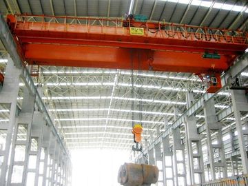 China As construções de aço industriais da casa pré-fabricada Pre-projetaram a construção com guindastes para dentro fornecedor