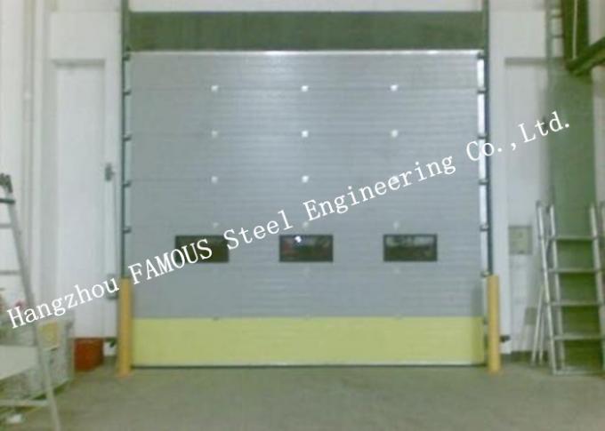Obturador industrial automático de superfície terminado do rolo de portas da garagem do PVC com janela visual 0