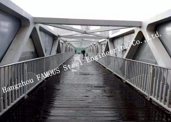 A instalação fácil pré-fabricou a ponte pedestre de Skywalk da construção de aço 0