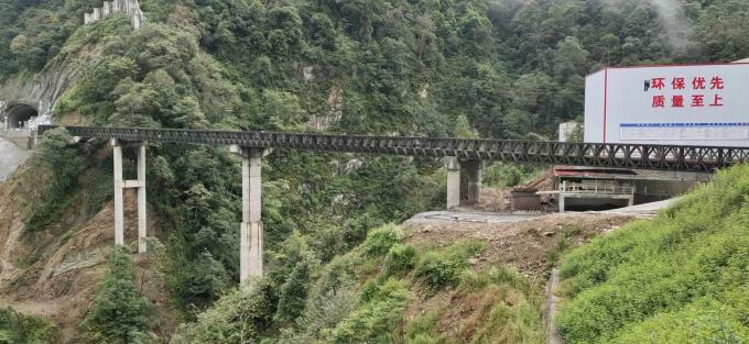 últimas notícias da empresa sobre Diverso Bailey Bridges de aço foi terminado na linha de Sichuan-Tibet  1