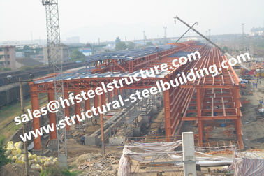 China Construções de aço industriais da categoria de Q235 Q345, construções de aço de construção do aço da casa pré-fabricada do local fornecedor