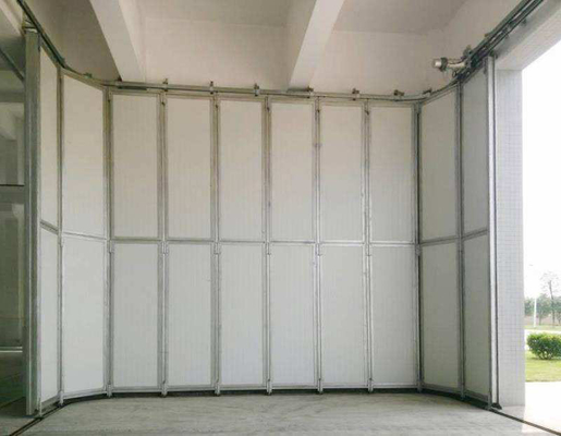 China Porta isolada deslizante lateral 25m da garagem/S com visão Windows e wicket fornecedor