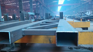 China Linha de produção profissional de aço de FabricationsBy do aço estrutural da construção fornecedor