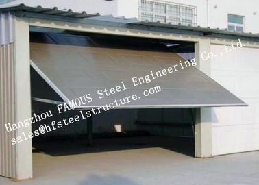 China Elegância contemporânea atual das portas industriais de alumínio modernas da garagem com linhas lustrosas fornecedor