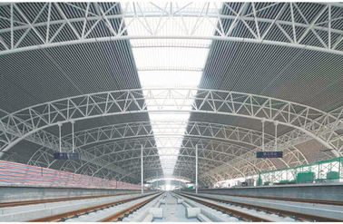 China Construções de aço industriais modernas pré-fabricadas, fardo do tubo da estação de comboio do período largo fornecedor