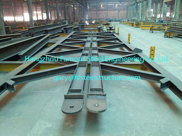 China Aço - as construções de aço industriais moldadas galvanizaram Purlins de ASTM A36/Girts fornecedor